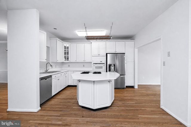 3940 KATHRYN JEAN CT, Fairfax, VA 22033