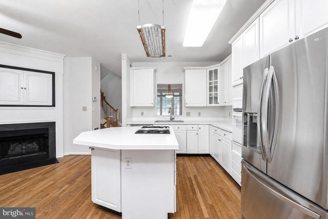 3940 KATHRYN JEAN CT, Fairfax, VA 22033