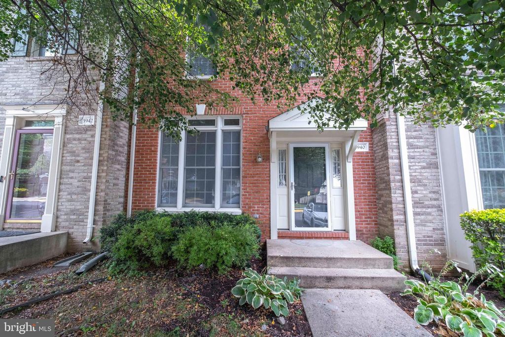 3940 KATHRYN JEAN CT, Fairfax, VA 22033