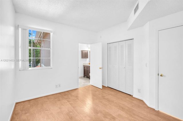 800 Sorrento Dr. 2, Weston, FL 33326