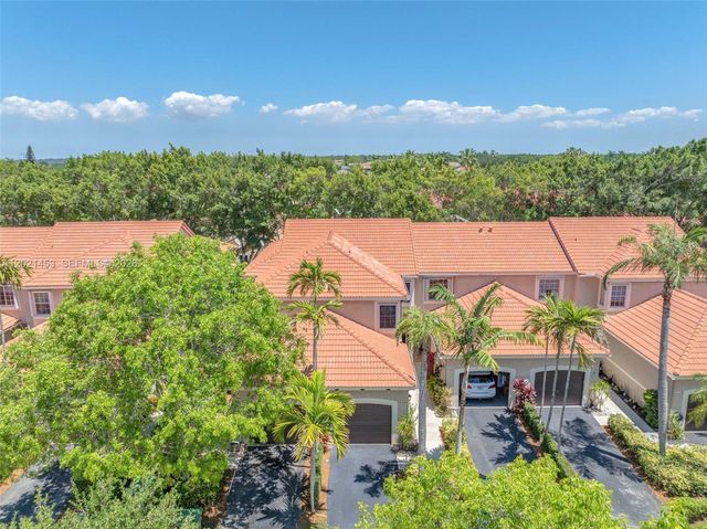800 Sorrento Dr. 2, Weston, FL 33326