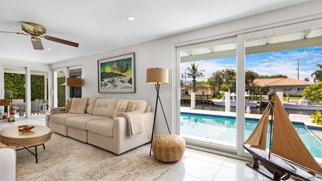2750 NE 8TH Court, Pompano Beach, FL 33062