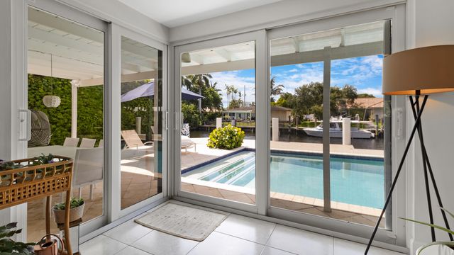 2750 NE 8TH Court, Pompano Beach, FL 33062