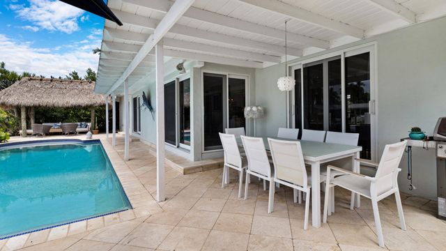 2750 NE 8TH Court, Pompano Beach, FL 33062