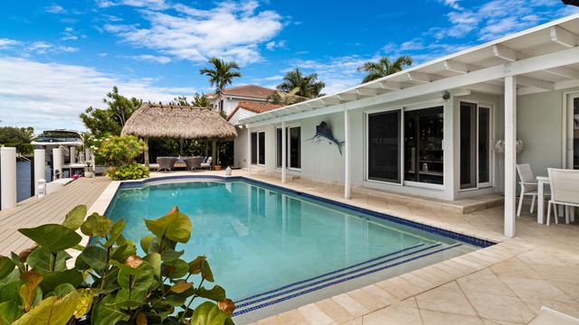 2750 NE 8TH Court, Pompano Beach, FL 33062