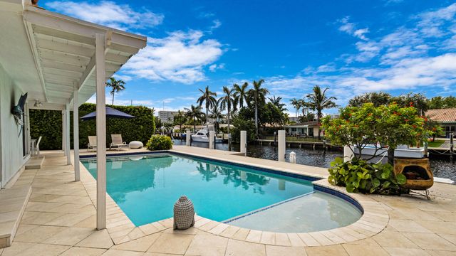 2750 NE 8TH Court, Pompano Beach, FL 33062