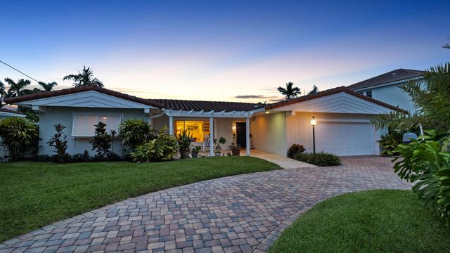2750 NE 8TH Court, Pompano Beach, FL 33062