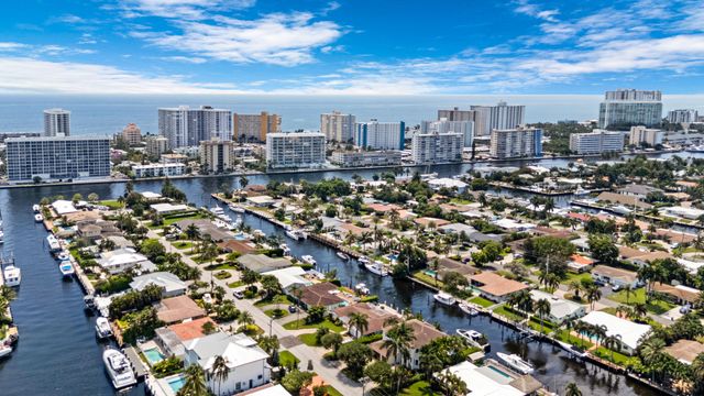 2750 NE 8TH Court, Pompano Beach, FL 33062