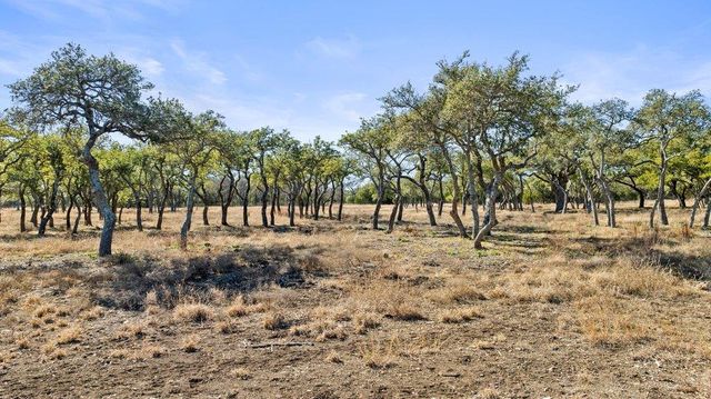 2801 Martin RD, Dripping Springs, TX 78620