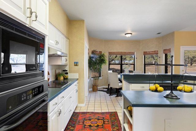 2801 Martin RD, Dripping Springs, TX 78620