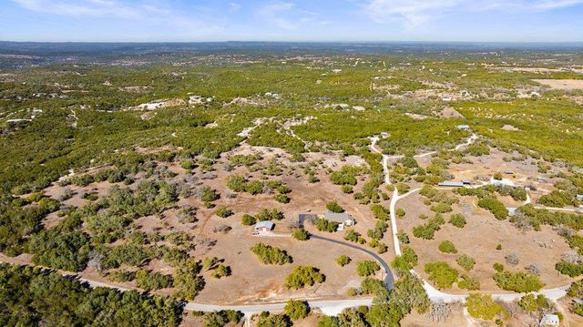 2801 Martin RD, Dripping Springs, TX 78620