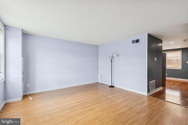 7865 SAINT BRIDGET LN, Dundalk, MD 21222