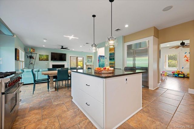 2064 Pacific Boulevard, Atlantic Beach, NY 11509