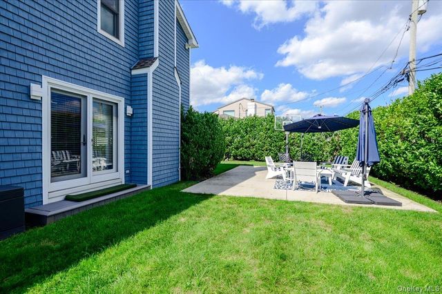 2064 Pacific Boulevard, Atlantic Beach, NY 11509