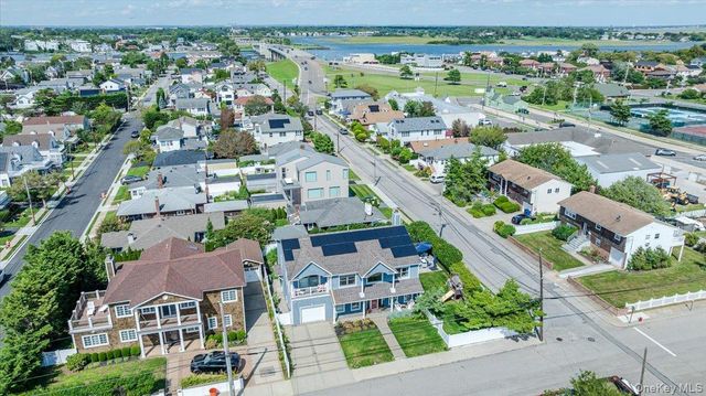 2064 Pacific Boulevard, Atlantic Beach, NY 11509