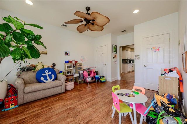 2064 Pacific Boulevard, Atlantic Beach, NY 11509