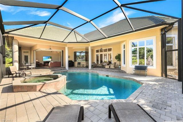 1468 Gormican LN, Naples, FL 34110