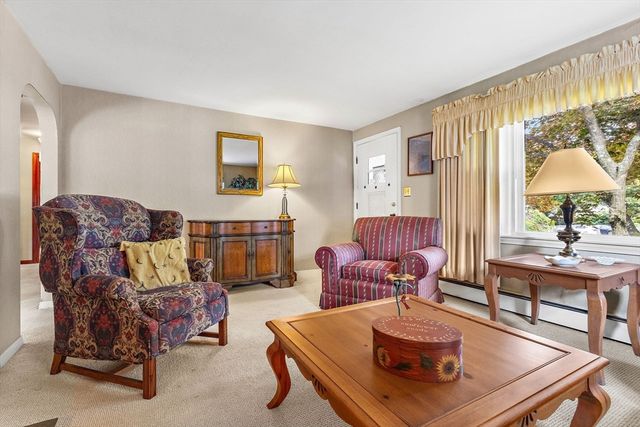 76 Forest Street, Lowell, MA 01851