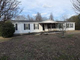7010 Lynchburg Rd, Winchester, TN 37398