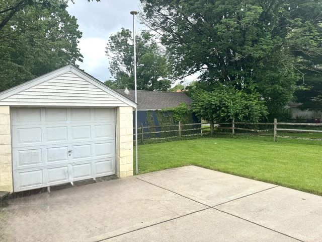 4325 Glenway Avenue, Deer Park, OH 45236