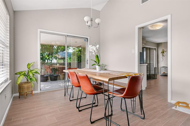11902 Oakbrook DR, Austin, TX 78753