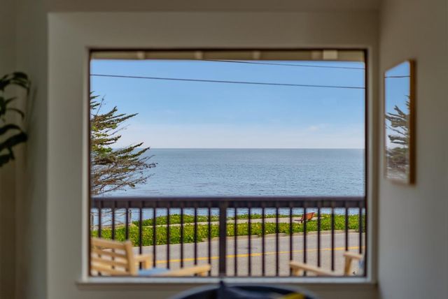 1212 W Cliff Drive, Santa Cruz, CA 95060