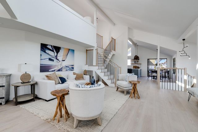 1212 W Cliff Drive, Santa Cruz, CA 95060