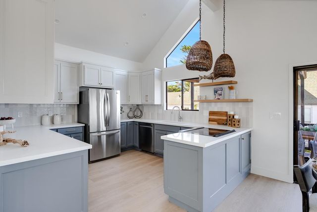 1212 W Cliff Drive, Santa Cruz, CA 95060