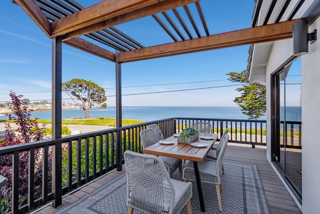 1212 W Cliff Drive, Santa Cruz, CA 95060