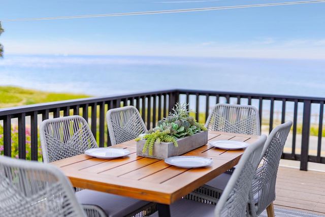 1212 W Cliff Drive, Santa Cruz, CA 95060