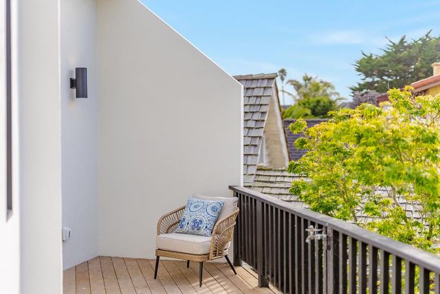 1212 W Cliff Drive, Santa Cruz, CA 95060