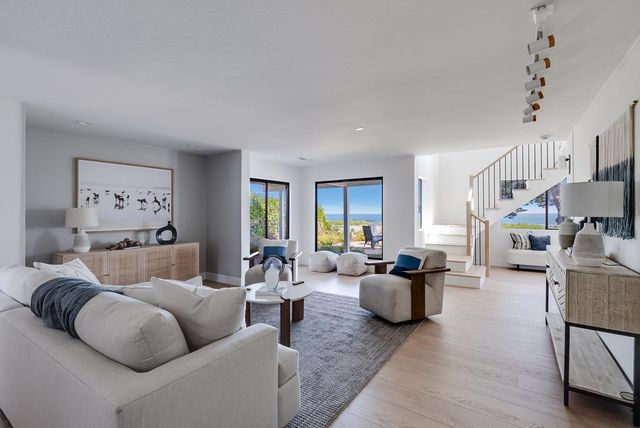 1212 W Cliff Drive, Santa Cruz, CA 95060