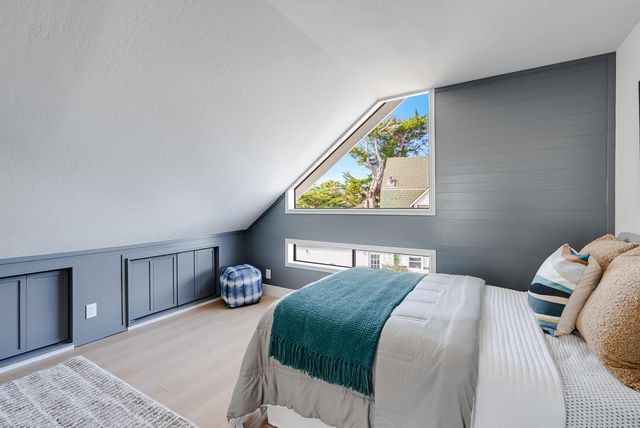 1212 W Cliff Drive, Santa Cruz, CA 95060