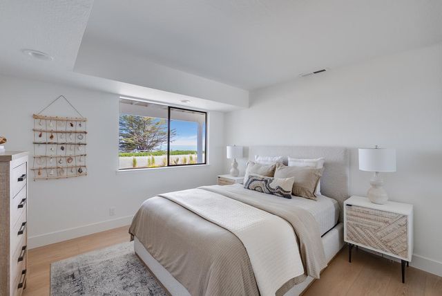 1212 W Cliff Drive, Santa Cruz, CA 95060