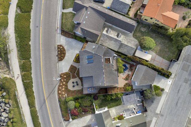 1212 W Cliff Drive, Santa Cruz, CA 95060