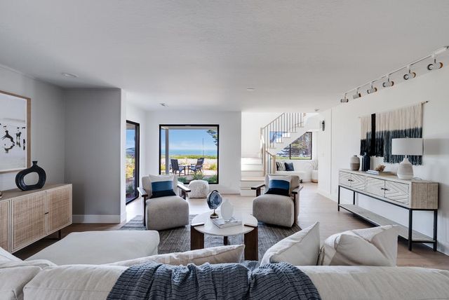 1212 W Cliff Drive, Santa Cruz, CA 95060
