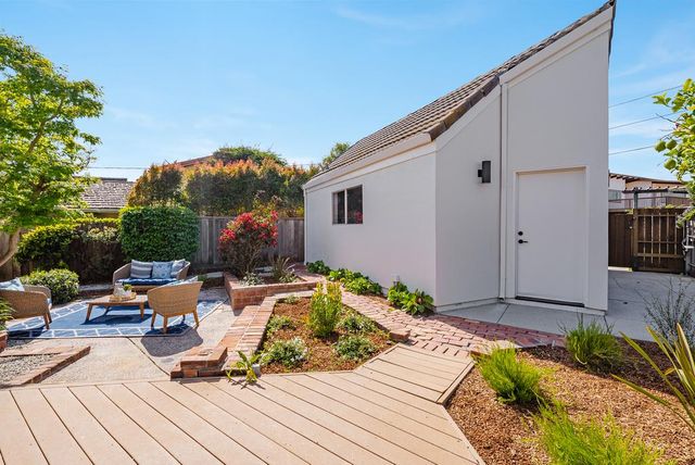 1212 W Cliff Drive, Santa Cruz, CA 95060