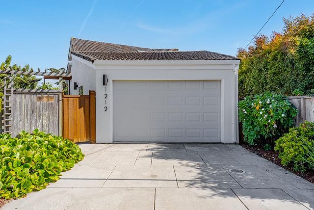 1212 W Cliff Drive, Santa Cruz, CA 95060