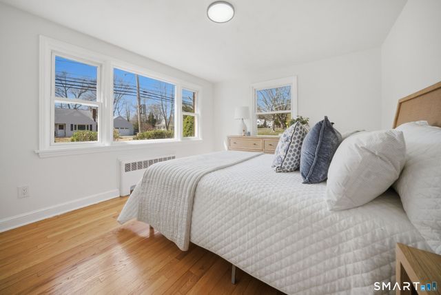 35 Dyer Avenue, Canton, CT 06019