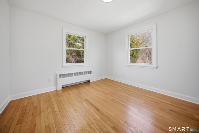 35 Dyer Avenue, Canton, CT 06019