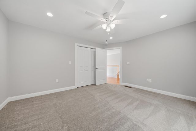 24 Piper Lane, Pelham, NH 03076