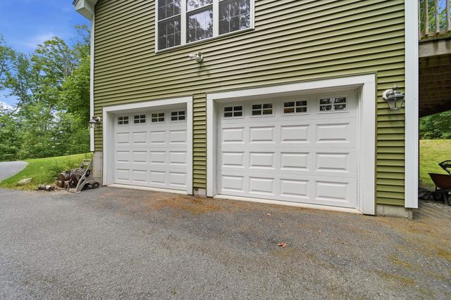24 Piper Lane, Pelham, NH 03076