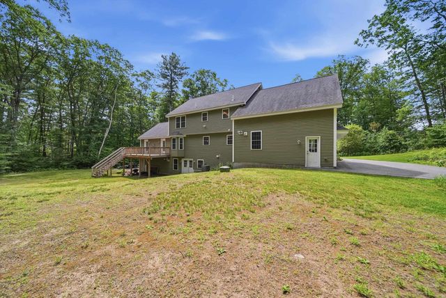 24 Piper Lane, Pelham, NH 03076