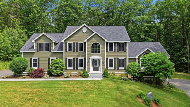 24 Piper Lane, Pelham, NH 03076