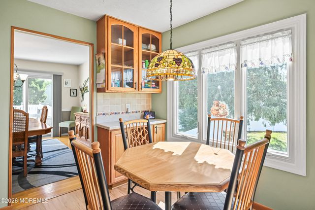 20 Jay Court, Hazlet, NJ 07730