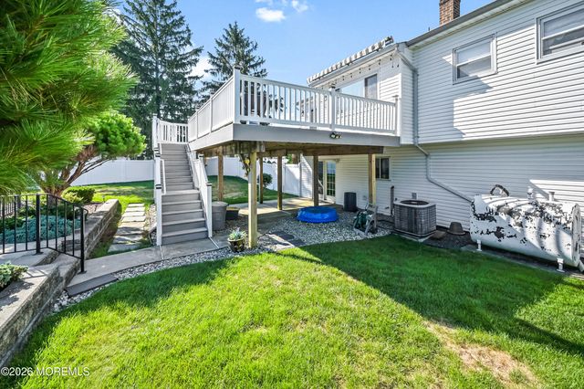 20 Jay Court, Hazlet, NJ 07730