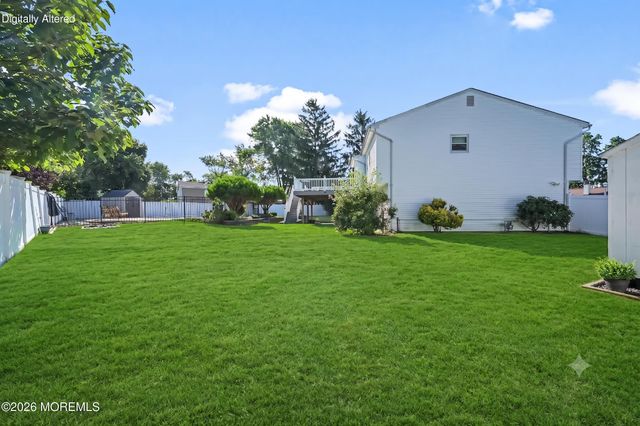 20 Jay Court, Hazlet, NJ 07730