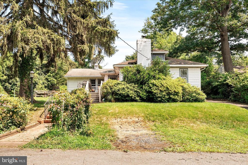 26 MORGAN AVE, Titusville, NJ 08560