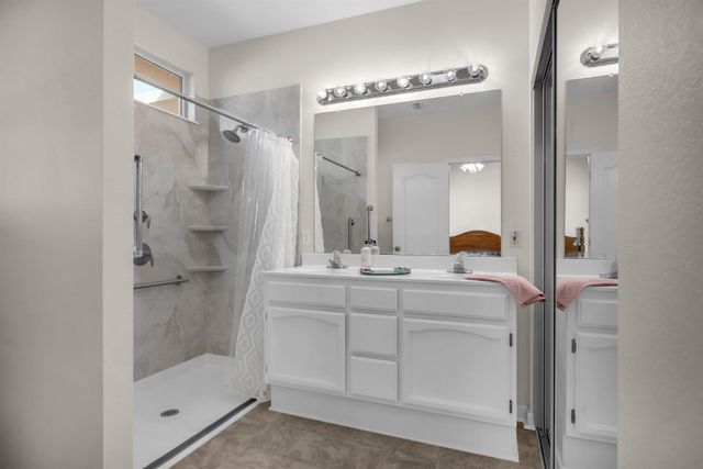 753 Rodmartin Ct, Folsom, CA 95630