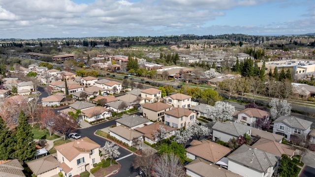 753 Rodmartin Ct, Folsom, CA 95630